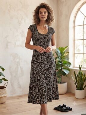 Y2K 90’s Vintage ANGIE SLIP DRESS Black and Cream Polka Dot SZ SMALL